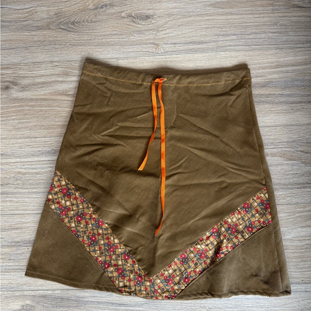 Brown Corduroy Skirt with Floral Pattern